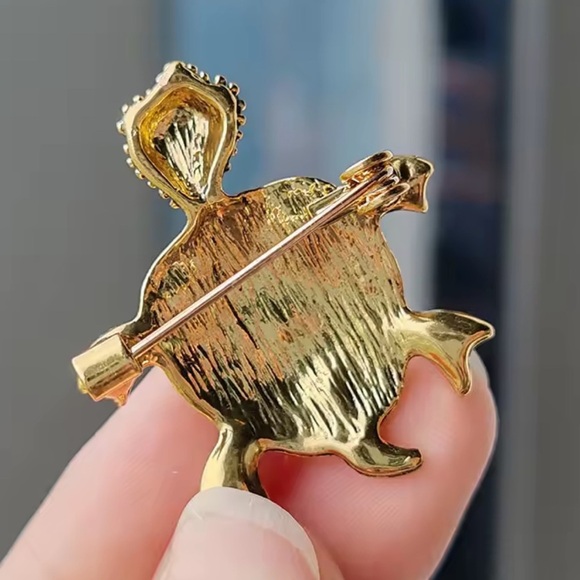 Betsey Johnson Pink Crystal Turtle Brooch - Picture 4 of 5